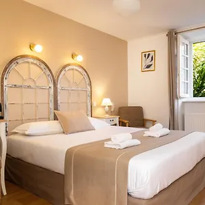 Demeures & Chateaux - De La Porte Saint-malo - Hotel